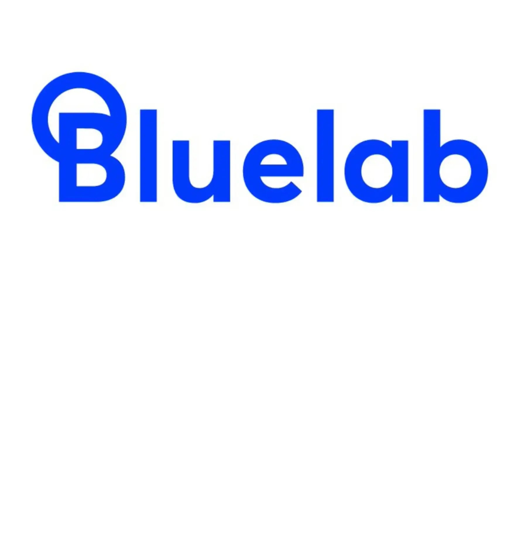 Logo von Bluelab in blauer Schrift auf weißem Hintergrund, präsentiert für Growshop-Dateien.