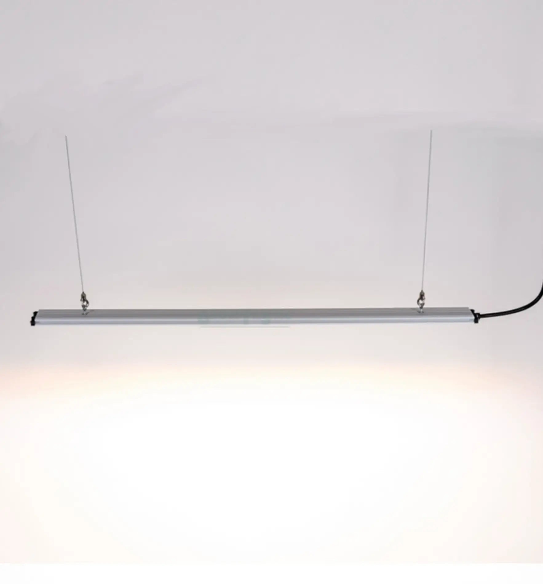 SANlight Stixx 4-100 Undercanopy & Toplight LED 1