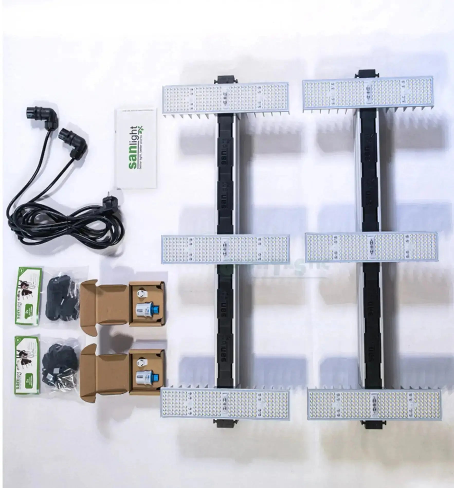 Sanlight EVO LED Pflanzenleuchte Set 3-100, energiesparende LED-Lampe für gesunde Pflanzen, schwarz, moderne Pflanzenbeleuchtung