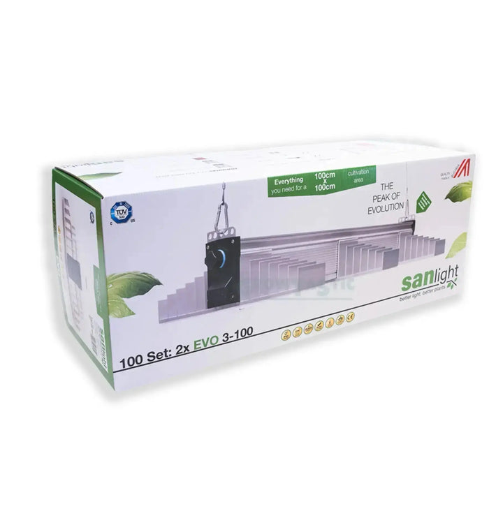 Sanlight EVO LED Set 3-100 1.5 Pflanzenleuchte, energiesparende LED-Lampe für gesunde Pflanzen, im weißen Gehäuse.