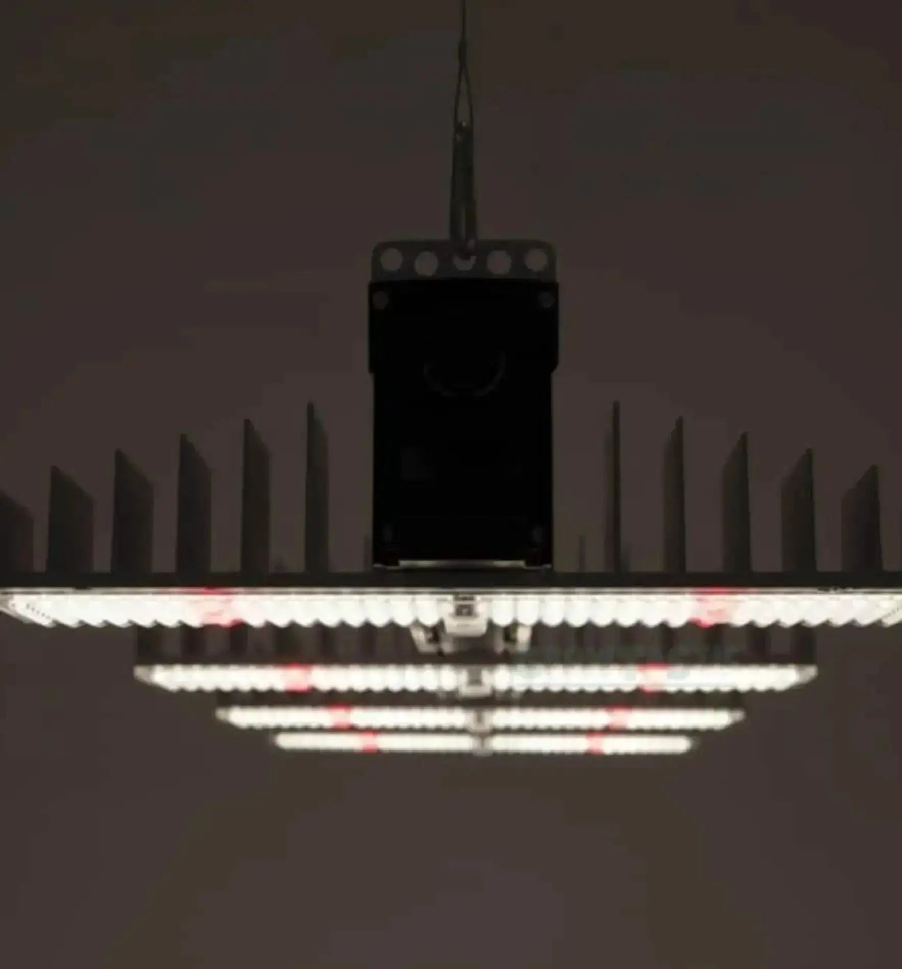 Sanlight EVO Set 4-120 1.5 LED Pflanzenleuchte, energiesparend und effizient für gesunde Pflanzen, von Sanlight.