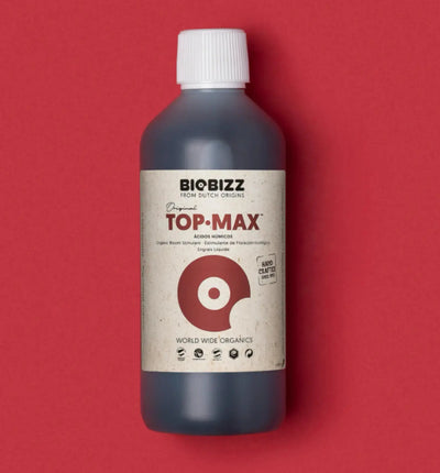 BioBizz Top Max organischer Blüteverstärker-Dünger in grüner Verpackung, sichtbar auf weißem Hintergrund.