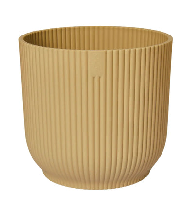 Elho Vibes Fold Pflanztopf aus Kunststoff in modernem Design, ideal für Blumen und Pflanzen im Innen- und Außenbereich.