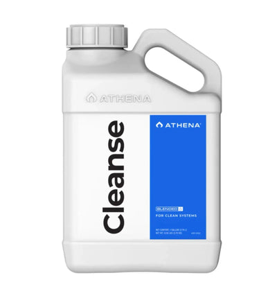 Athena Cleanse Reiniger in einer 946 ml Flasche, sichtbarer Reiniger mit grüner Flüssigkeit und Dosierpumpe, für Reinigung und Pflege.