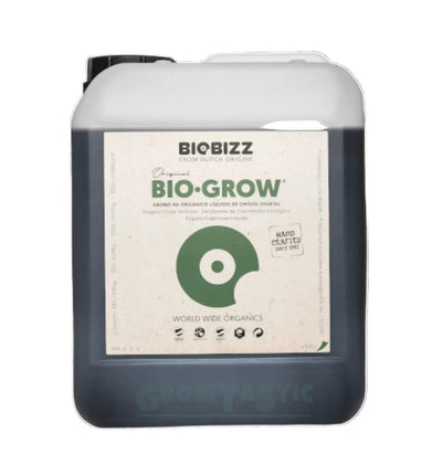 Flüssiger Wachstumsdünger BioBizz Bio Grow in 500 ml Flasche, ideal für gesunde Pflanzenwachstum, auf weißem Hintergrund.