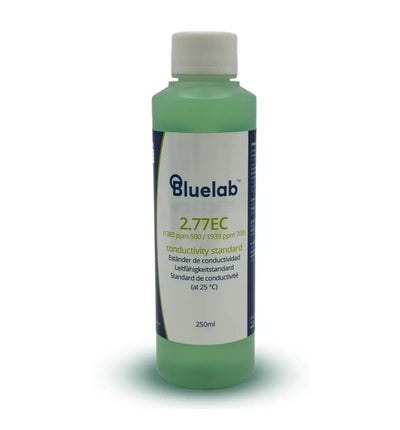 Bluelab 2.77 EC Kalibrierlösung in 250 ml Flasche, genau für pH- und EC-Messgeräte, hochwertige Kalibrierflüssigkeit.