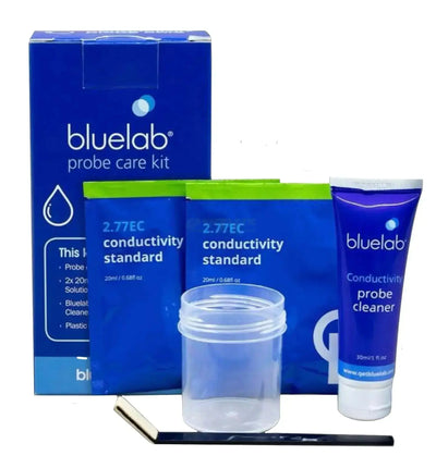 Bluelab EC Sondenpflege-Set mit Reinigungs- und Kalibrierlösungen für präzise EC- und pH-Messungen.