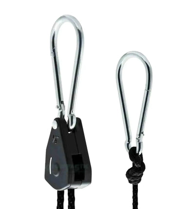 Garden Highpro ProHanger XL Ratschenschlinge, robustes Montage-Material mit Karabiner für sichere Befestigungen im Garten.