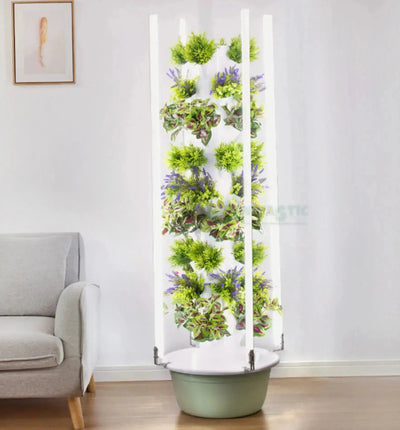 Hydroponisches System Sky Tower PRO von HTP mit mehreren Pflanzbehältern und Wasserzubehör, ideal für nachhaltiges Gemüseanbau