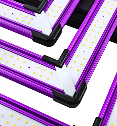 LED Pflanzenleuchte Lumatek ATS300W Pro 2,7 mit modernen LEDs für effizientes Pflanzenwachstum, auf einem weißen Hintergrund.