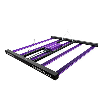 LED Pflanzenleuchte Lumatek Zeus 465W Pro 2.9, energieeffiziente Vollspektrum-LED-Leuchte für Pflanzenanbau, sichtbar im Bild